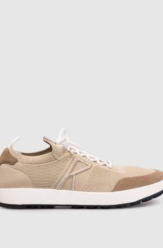 Бежевые кроссовки с вышивкой монограммы