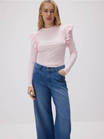 Reserved - Трикотажний лонгслів з воланами - рожевий - ZR405-30X