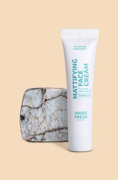 Матувальний крем Mattifying face cream 8  мл