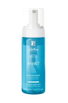 Очищающая вода для лица BioNike Aknet Cleansing Water для себорейной и склонной к акне кожи, 150 мл