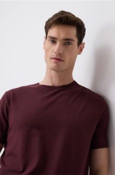 Reserved - Футболка звичайного крою з бамбуковим волокном - буряковий - 998IR-83X