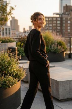 Спортивні штани з прямими штанами - чорний