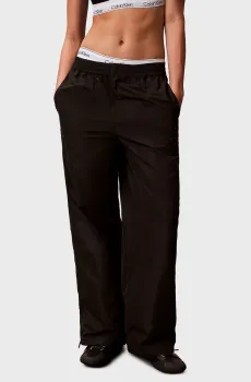 Женские черные карго TECH ZIPPER Черный L Calvin Klein Jeans LV044E662G