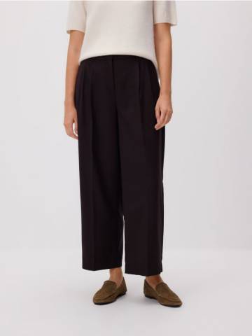 Reserved - Брюки carrot fit - темно коричневий - 8412B-89X Reserved - Брюки carrot fit - темно коричневий - 8412B-89X