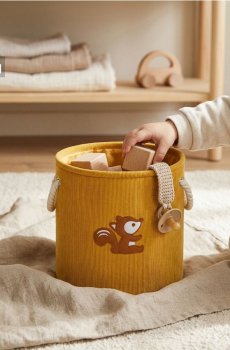 Кошик для зберігання з аплікацією білки та мотузковими ручками - помаранчевий