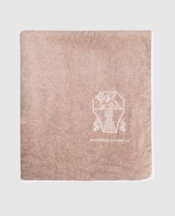 Бежевое махровое полотенце с вышивкой логотипа