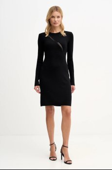 Шерстяное платье Sisley