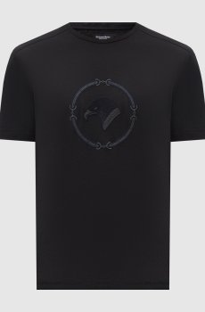 Черная футболка с вышивкой эмблемы