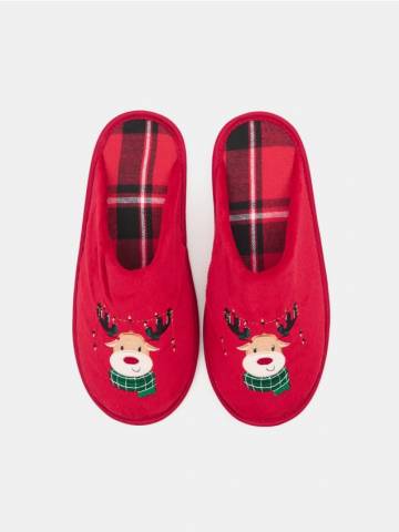 Капці зі святковим мотивом - червоний Капці зі святковим мотивом - червоний