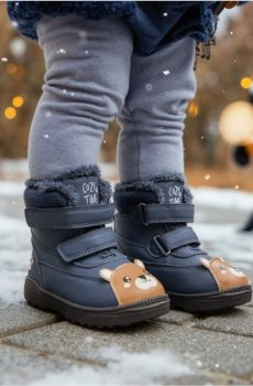 Утеплене взуття з великим графічним мотивом у формі ведмедика - темно-синій
