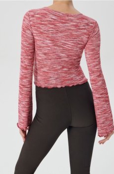 В’язана в рубчик кроп-блузка з довгими рукавами та хвилястим краєм - червоний