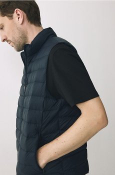 Reserved - Стьобаний жилет, утеплений натуральним пухом - темно-синій - 983IR-59X