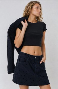 Джинсова міні спідниця з сердечками - різнобарвний