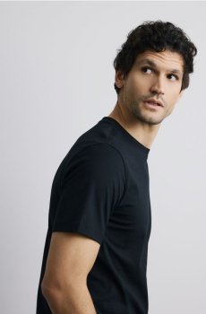 Reserved - Бавовняна футболка regular - чорний - 8668H-99X