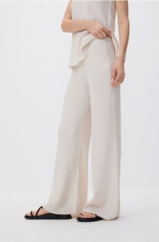 Reserved - Штани з текстурованої тканини - кремовий - 9275B-01X