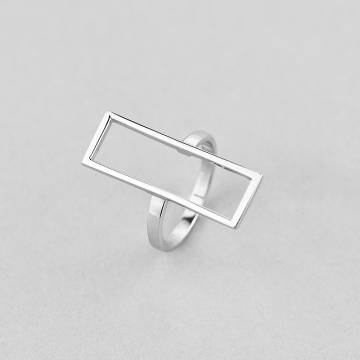 Серебряное кольцо Minimal 10081р-17 17 Серебряное кольцо Minimal 10081р-17 17
