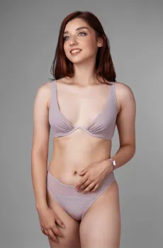 Женские сиреневые трусики Сиреневый M brabrabra SLZ24702004