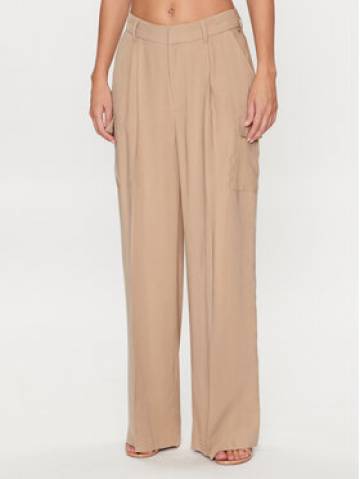 DKNY Штани з тканини P3BKTR20 Бежевий Relaxed Fit DKNY Штани з тканини P3BKTR20 Бежевий Relaxed Fit