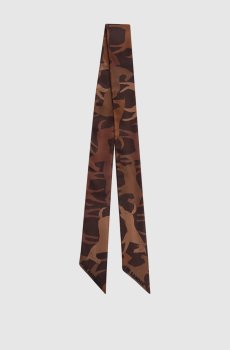 Коричневая лента твили из шелка в узор с логотипом