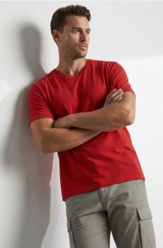 Бавовняна футболка basic - червоний