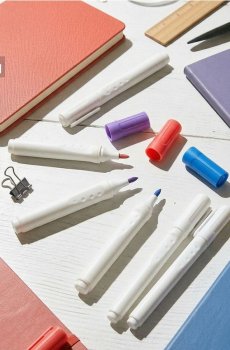 Набір акрилових маркерів 24 pack - різнобарвний