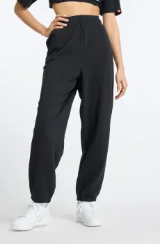 Женские черные  спортивные брюки NB Small Logo Черный L New Balance WP41500BK