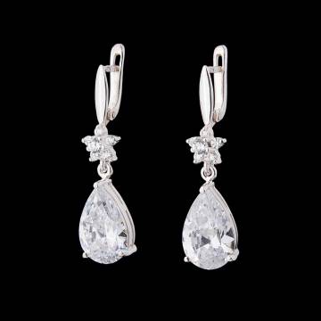 Серебряные серьги с фианитами 121017 Серебряные серьги с фианитами 121017