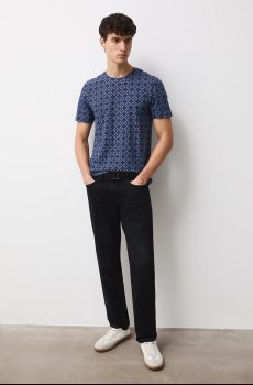 Футболка Medicine