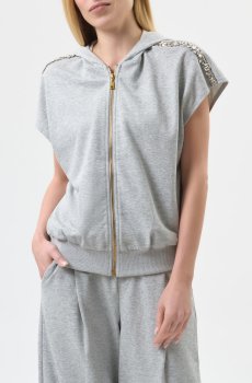 Спортивная кофта