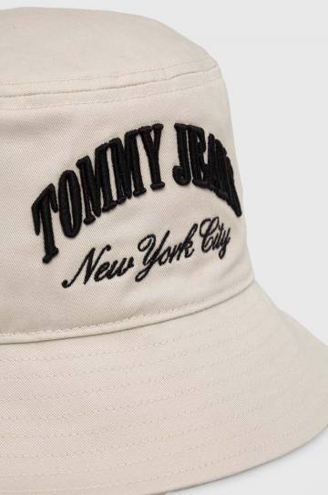 Шляпа из хлопка Tommy Jeans цвет бежевый хлопковый AW0AW15960 Шляпа из хлопка Tommy Jeans цвет бежевый хлопковый AW0AW15960