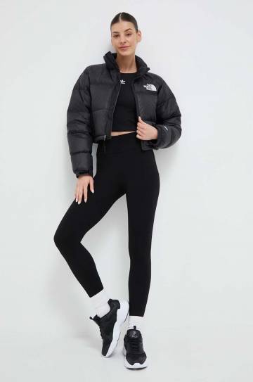 Пуховая куртка The North Face NUPTSE SHORT JACKET женская цвет чёрный зимняя Пуховая куртка The North Face NUPTSE SHORT JACKET женская цвет чёрный зимняя
