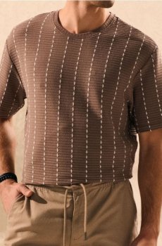Футболка у смужку - кавовий