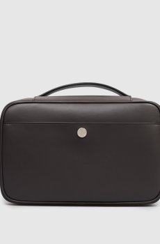 Коричневый кожаный несесер