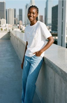 Бавовняна футболка з 3D аплікацією Minnie Mouse - кремовий