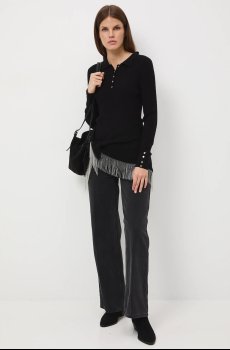 Свитер Medicine