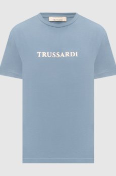 Голубая футболка