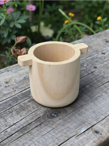 Дерев’яний вазон - бежевий