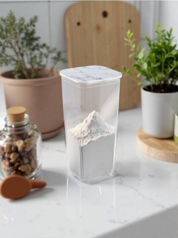 Контейнер для їжі з кришкою - clear