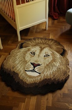 Шерстяной ковёр Doing Goods Ari Lion Head 113 x 95 cm