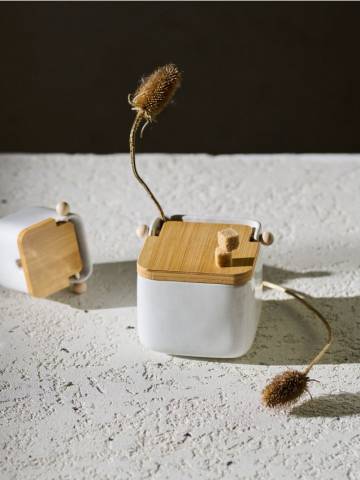 Контейнер для їжі з кришкою - білий