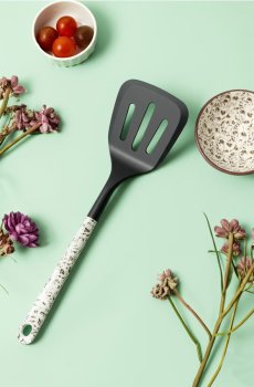 Кухонна лопатка - чорний
