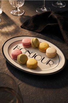 Керамічне блюдо з написом Bonjour - різнобарвний