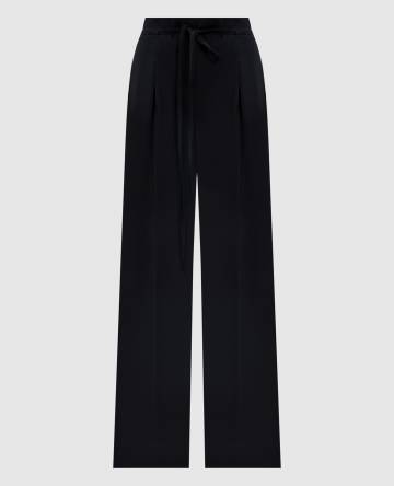 Черные брюки с логотипом Черные брюки с логотипом