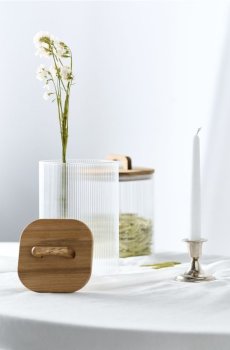 Рифлена банка для продуктів з кришкою - clear