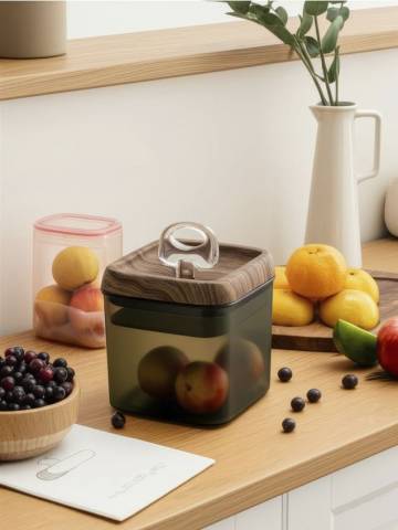 Контейнер для їжі з кришкою - коричневий