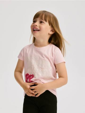 Reserved - Бавовняна футболка з написом - пастельний рожевий - 559FT-03X