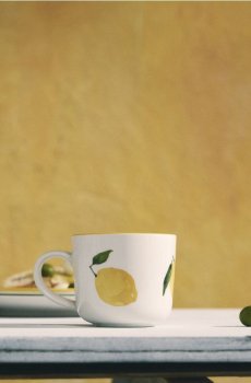 Керамічне горнятко з лимонним мотивом - різнобарвний