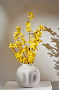 Декоративна штучна рослина - жовтий