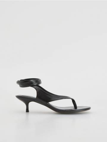 Reserved - Сандалі з зав’язками навколо щиколотки - темно коричневий - 222FF-89X