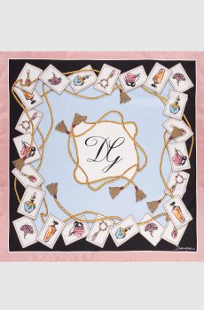 Платок из шелка в брендовый принт